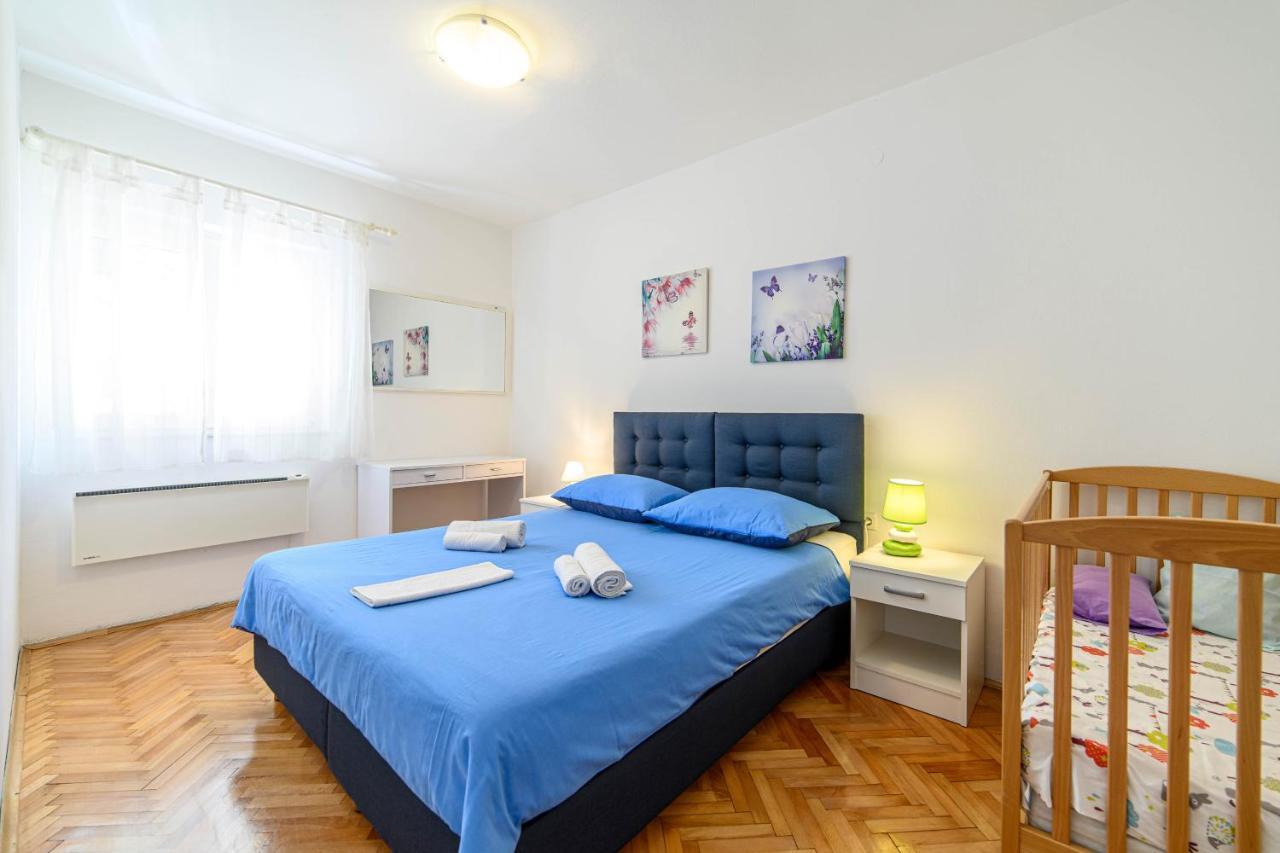Apartments Kardum Шибеник Экстерьер фото