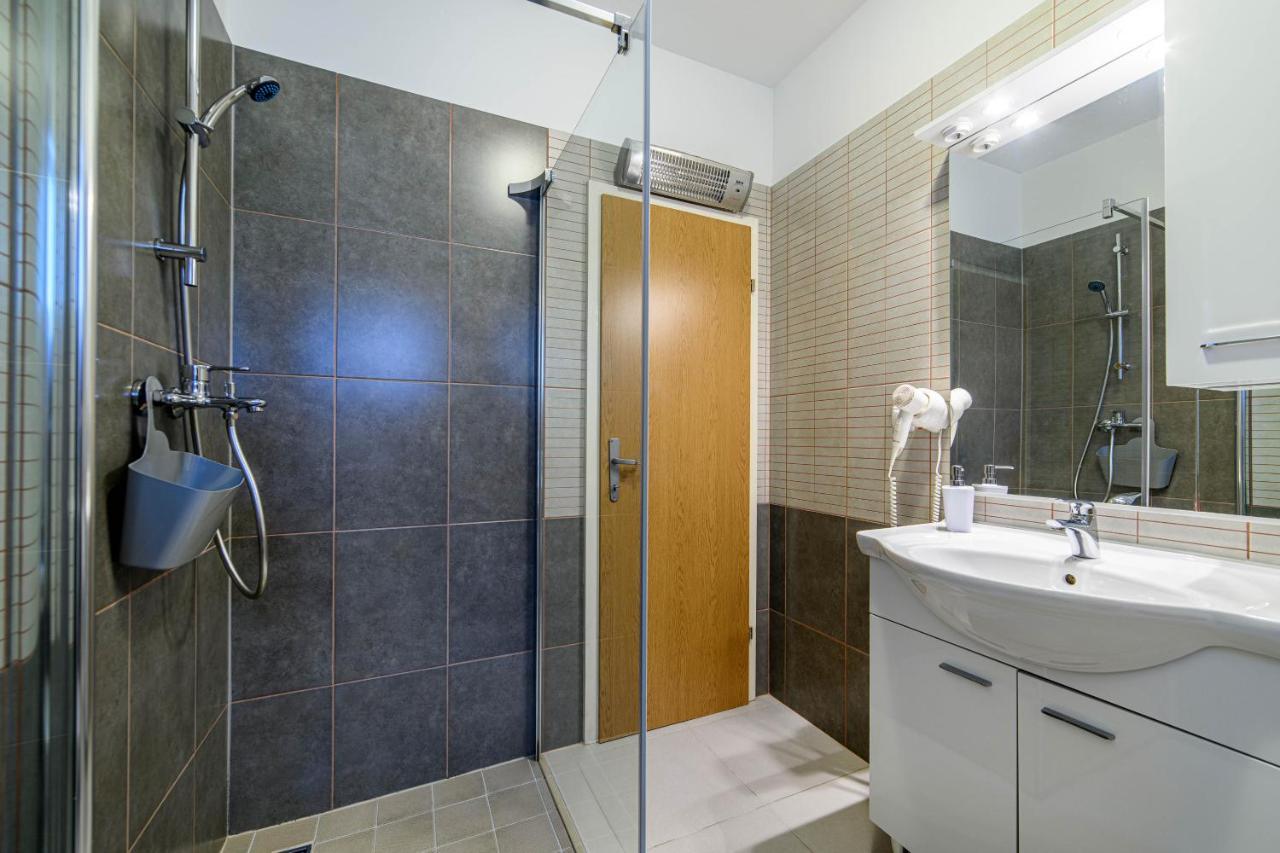 Apartments Kardum Шибеник Экстерьер фото