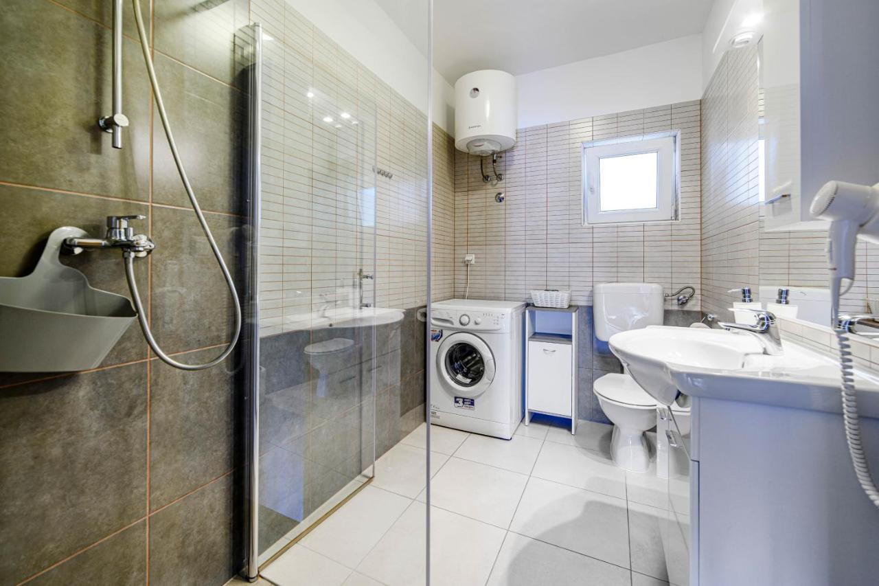 Apartments Kardum Шибеник Экстерьер фото